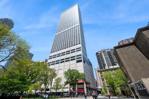 180 E Pearson St #4301, Chicago, IL 60611