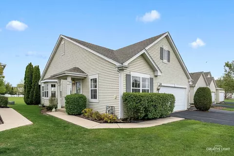 645 Chestnut Rdg, Minooka, IL 60447