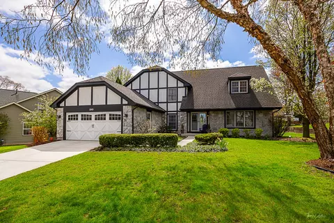 849 Brompton Cir, Bolingbrook, IL 60440