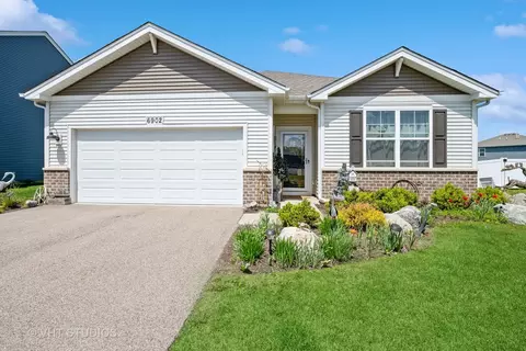 6902 Spruce Ct, Wonder Lake, IL 60097