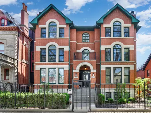 2119 W Evergreen Ave #3W, Chicago, IL 60622