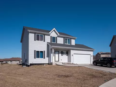 642 Camellia Ct, Aurora, IL 60505