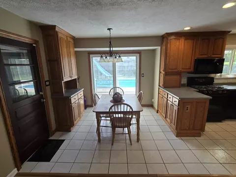 Other - 305 Rowe Dr, Bloomington, IL 61701 photo 1 of 7