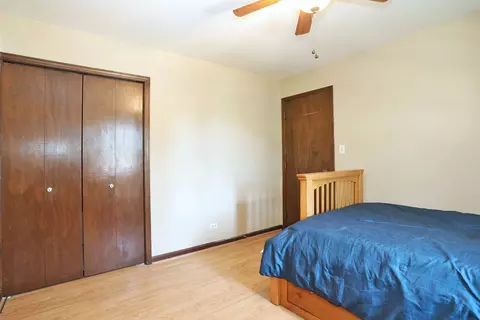 Bedroom - 4624 Thornbark Dr, Hoffman Estates, IL 60192 photo 6 of 6