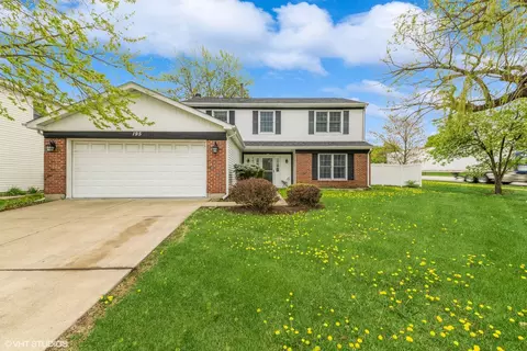 195 Mill Pond Dr, Glendale Heights, IL 60139