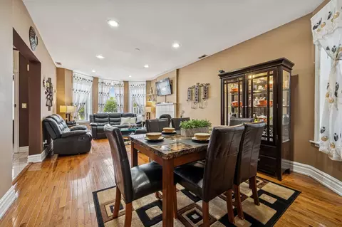 427 E 50th St, Chicago, IL 60615 photo 8