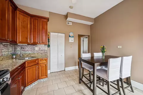 427 E 50th St, Chicago, IL 60615 photo 21