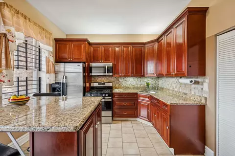 427 E 50th St, Chicago, IL 60615 photo 10