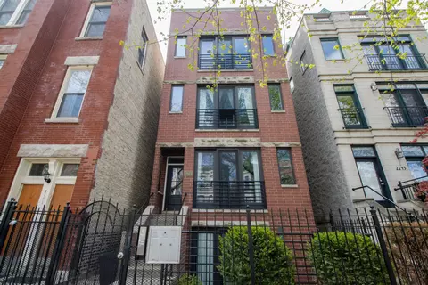 2143 W Crystal St #3, Chicago, IL 60622