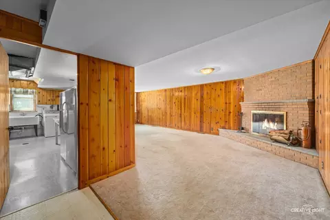 625 Forest Ave, Elgin, IL 60120 photo 19