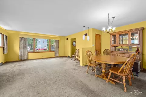 625 Forest Ave, Elgin, IL 60120 photo 7