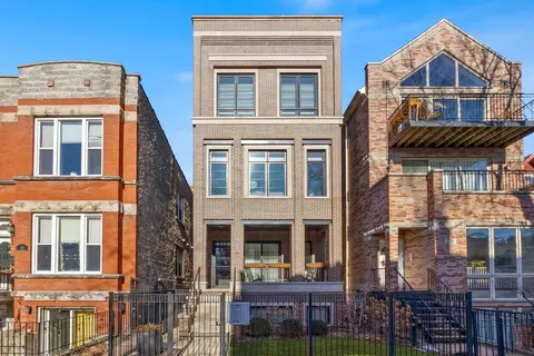 738 W Schubert Ave #2, Chicago, IL 60614