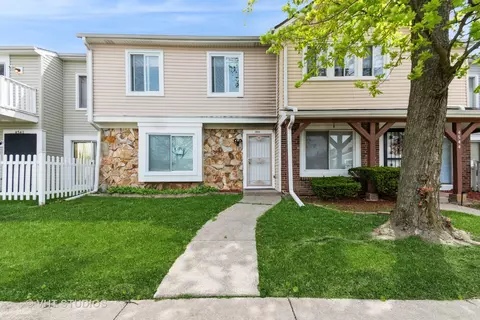 4543 Windsor Ln, Country Club Hills, IL 60478