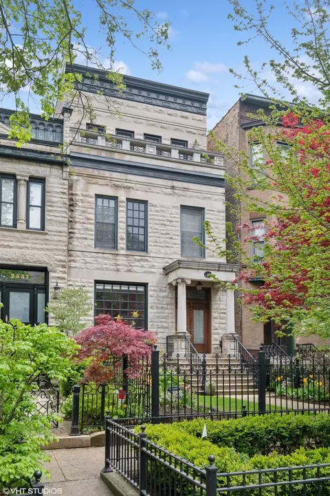 2535 N Burling St, Chicago, IL 60614