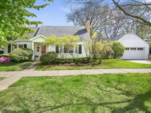 300 S Peck Ave, La Grange, IL 60525