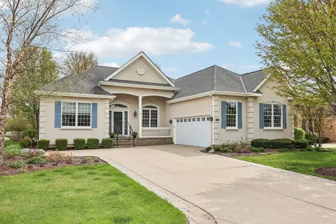 21 Bighorn Ct, Barrington, IL 60010