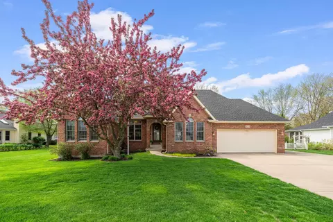 414 E Knights Rd, Sandwich, IL 60548