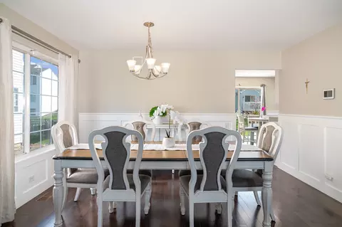 Dining - 553 Ivory Ln, Bartlett, IL 60103 photo 3 of 4