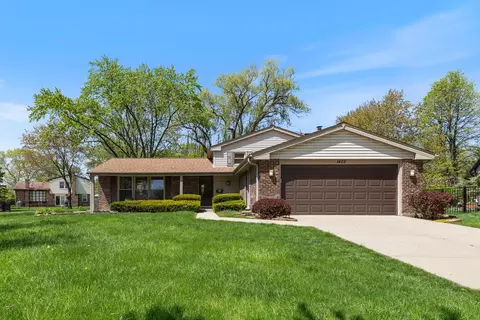1402 E Burr Oak Dr, Arlington Heights, IL 60004