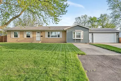 541 South St, Lockport, IL 60441