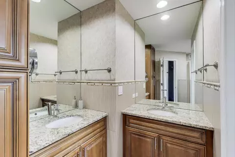 600 Denoyer Trl, Wheeling, IL 60090 photo 22