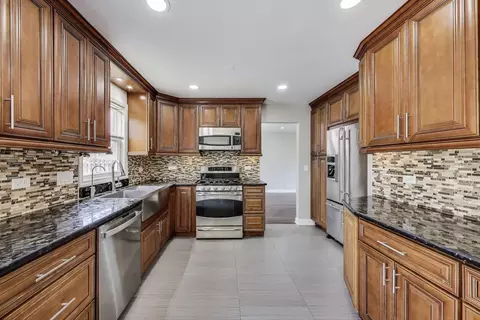 600 Denoyer Trl, Wheeling, IL 60090 photo 9