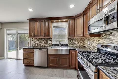 600 Denoyer Trl, Wheeling, IL 60090 photo 10