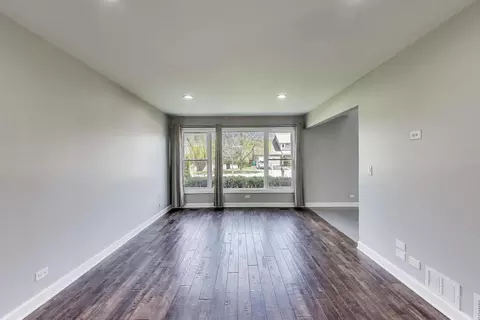 600 Denoyer Trl, Wheeling, IL 60090 photo 8