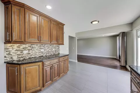 600 Denoyer Trl, Wheeling, IL 60090 photo 11