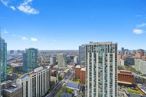 111 W Maple St #3207, Chicago, IL 60610 photo 8