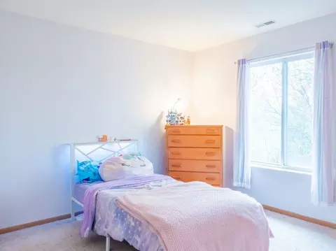 Bedroom - 2714 Hoffman St, Plano, IL 60545 photo 3 of 3
