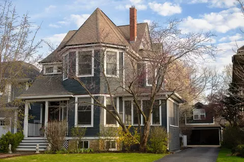 25 Elmwood Ave, La Grange Park, IL 60526