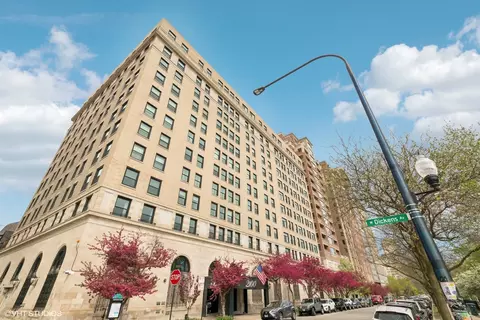 2100 N Lincoln Park W #5AN, Chicago, IL 60614
