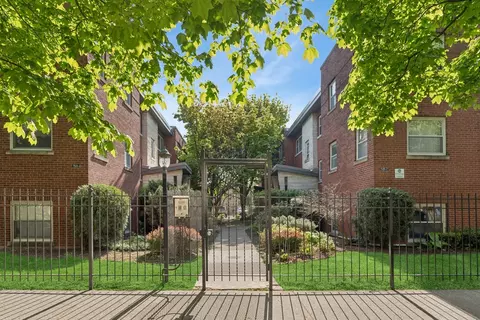 7515 N Damen Ave #EG, Chicago, IL 60645
