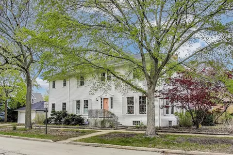 1105 Leonard Pl, Evanston, IL 60201