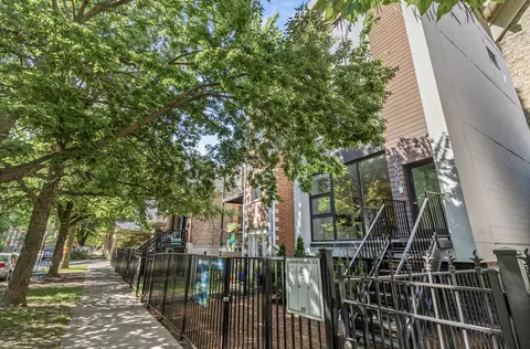 2320 N Hamilton Ave #1, Chicago, IL 60647