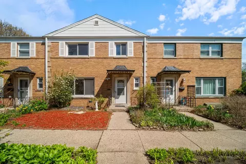 322 Asbury Ave, Evanston, IL 60202