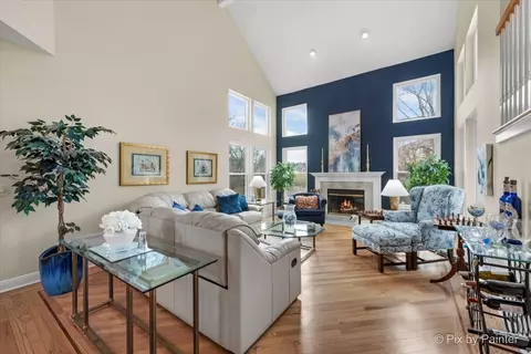 7429 Bittersweet Dr, Gurnee, IL 60031 photo 3