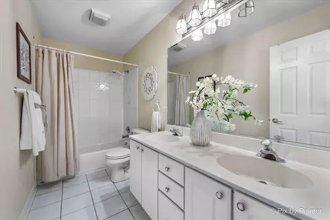 7429 Bittersweet Dr, Gurnee, IL 60031 photo 18