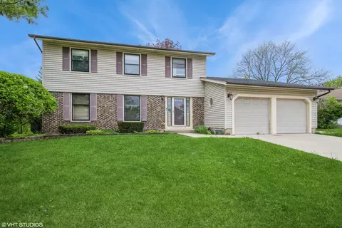 714 New Mexico Trl, Elk Grove Village, IL 60007