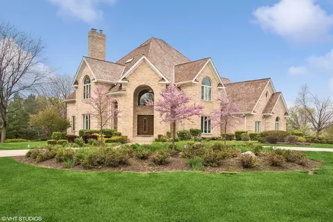 12 Forest Ln, South Barrington, IL 60010