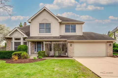 3025 Roslyn Ln E, Buffalo Grove, IL 60089