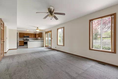 Living - 64 Ivanhoe Ln, Cary, IL 60013 photo 4 of 5