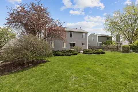 Exterior - 64 Ivanhoe Ln, Cary, IL 60013 photo 5 of 5