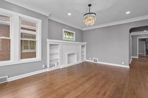 Living - 11419 S Lowe Ave, Chicago, IL 60628 photo 3 of 4