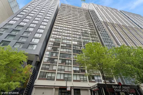230 E Ontario St #1205, Chicago, IL 60611
