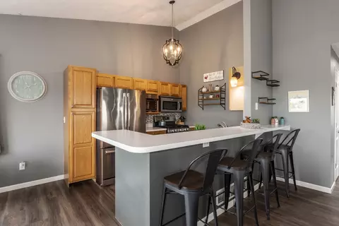 Kitchen - 52 Parkshores Ct, Bloomington, IL 61701 photo 1 of 5
