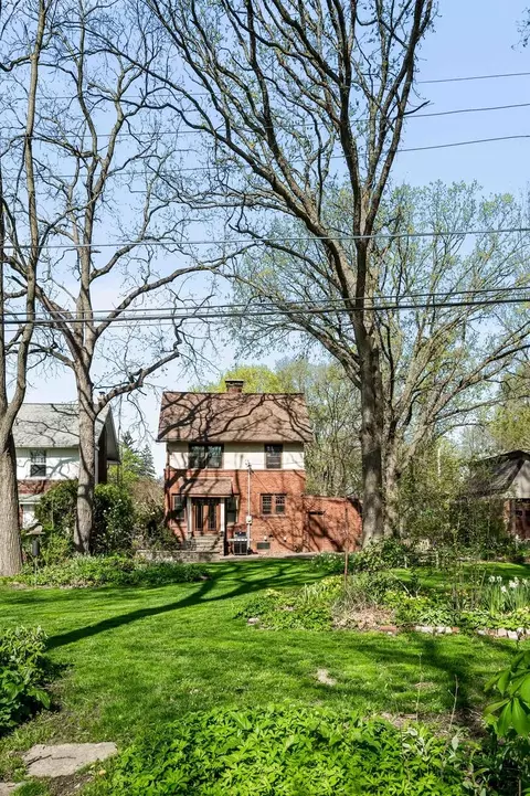Exterior - 1302 Hillcrest St, Normal, IL 61761 photo 7 of 13