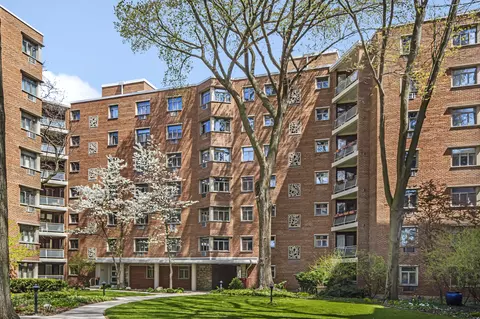 1862 Sherman Ave #7SE, Evanston, IL 60201