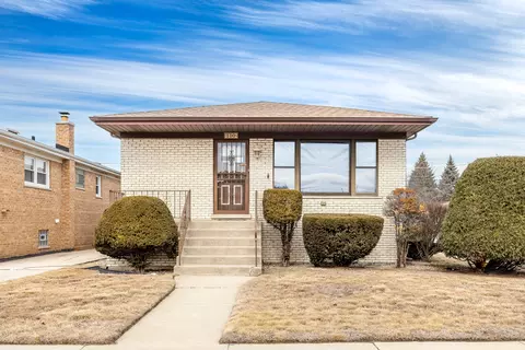 1102 Lucas St, Calumet City, IL 60409